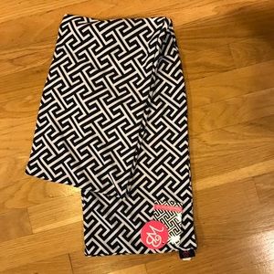 3/$12 NWT Infinity scarf